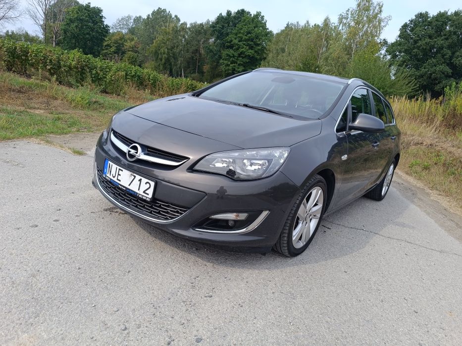 Opel Astra lift ledy 1,7 CDTI alu ekonomiczny