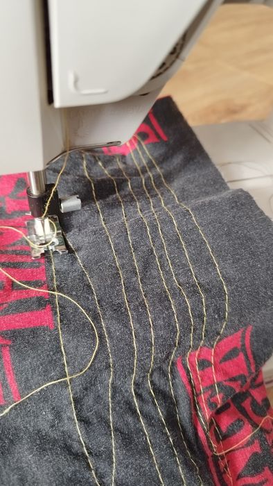 Maszyna do szycia Husqvarna Viking 320