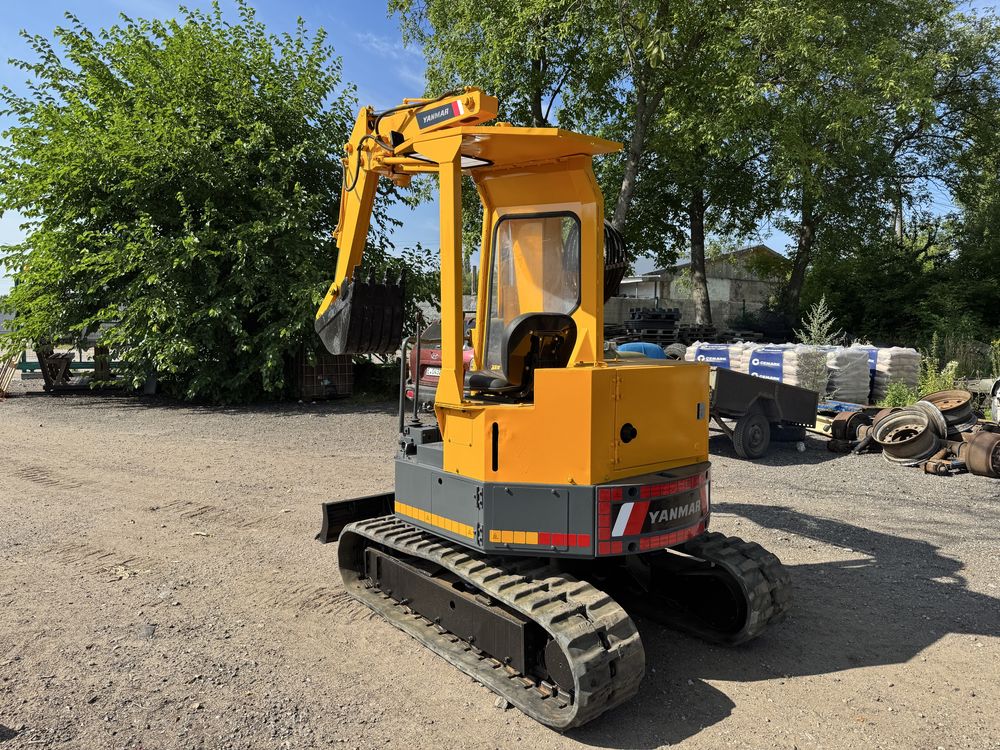 Міні екскаватор YANMAR yb281x