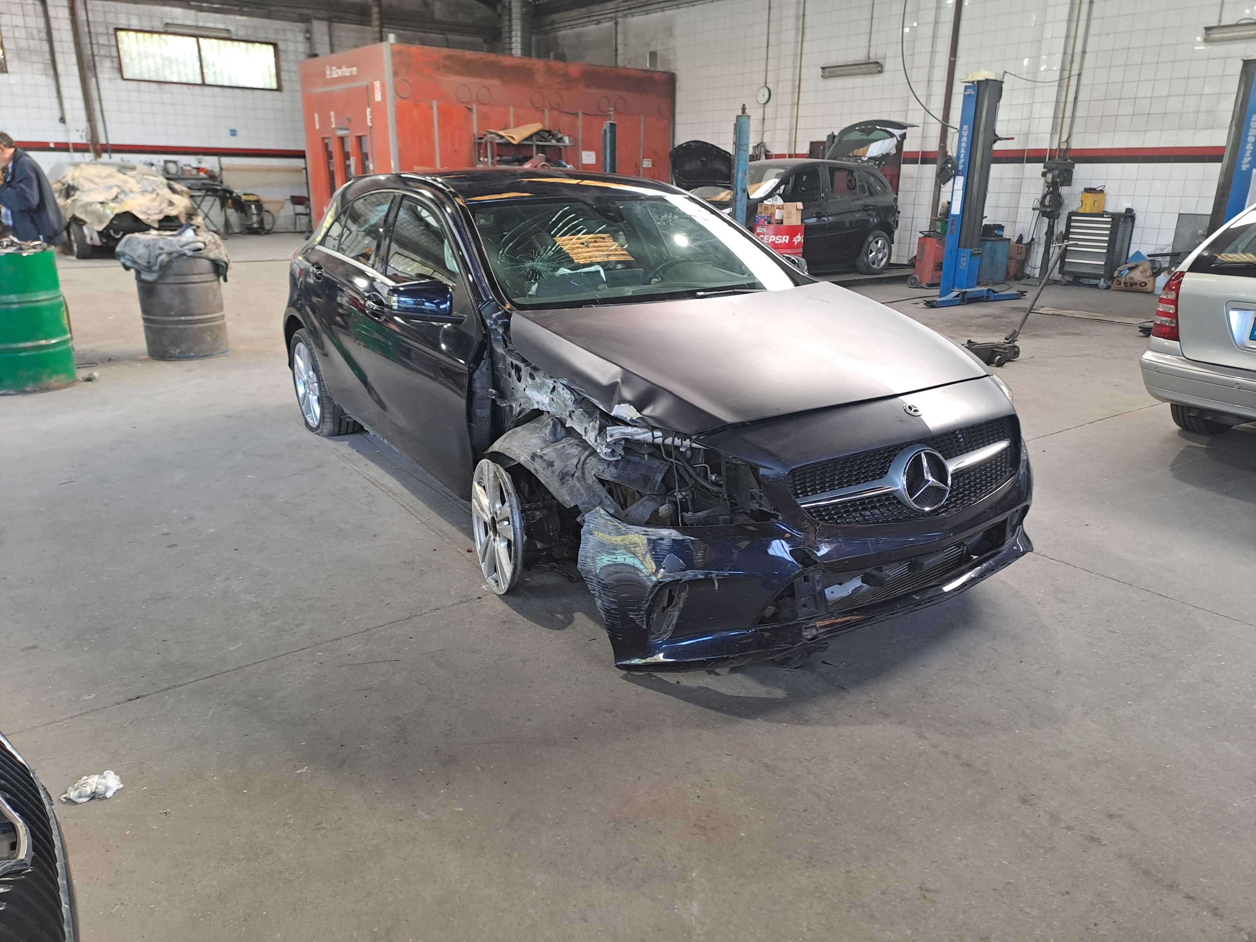 Salvado Mercedes A 160 D  de 2018