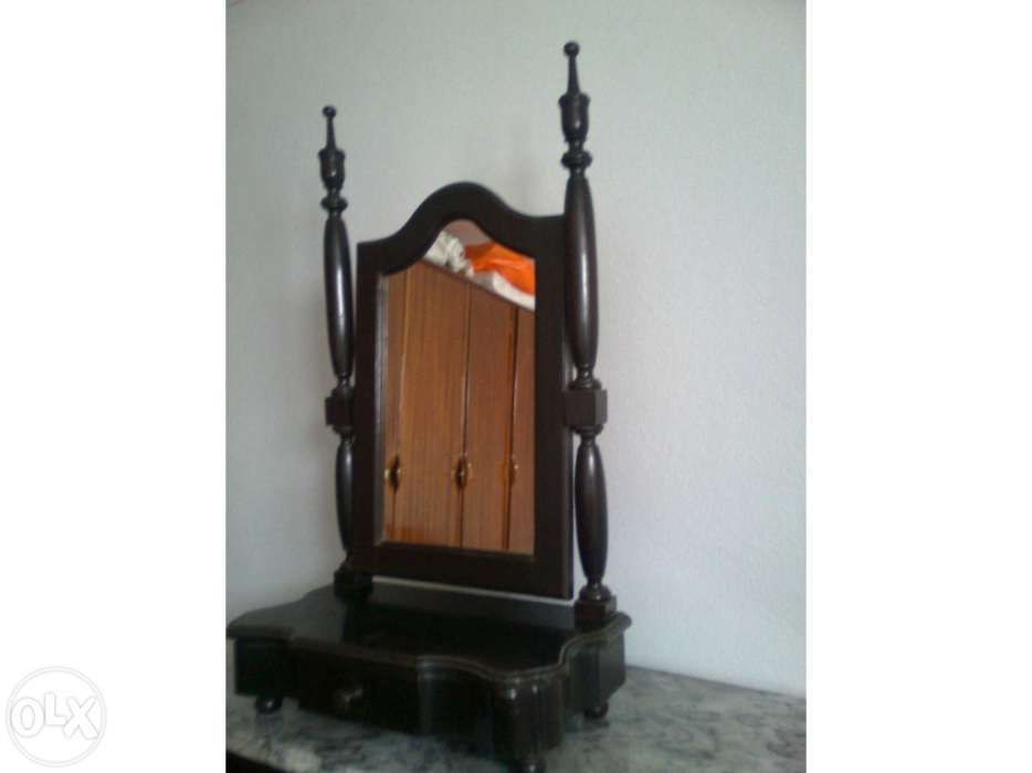 Toucador Espelho em mogno com gaveta
