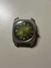 Zegarek tarcza Wostok radziecki USSR zielony