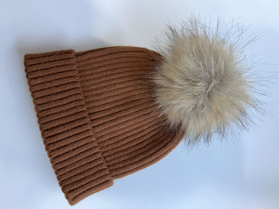 Шапка тепла Нова!