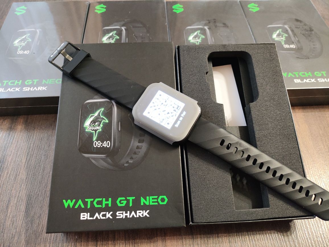 Xiaomi Black Shark GT Neo 2,02" 300 мАг Global Version