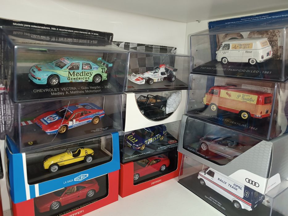 Miniaturas 1/43 vários temas