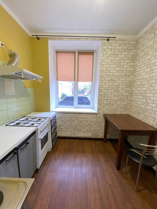 Сдаётся 2-комнатная квартира «сталинка», по пр. Южный (ЮГОК)