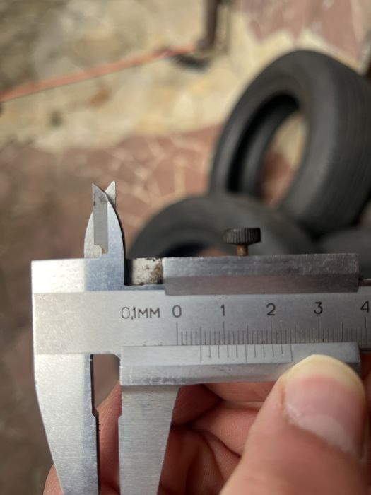 Шини літо Bridgestone Dueler H/L 33 235/65 R18 106V