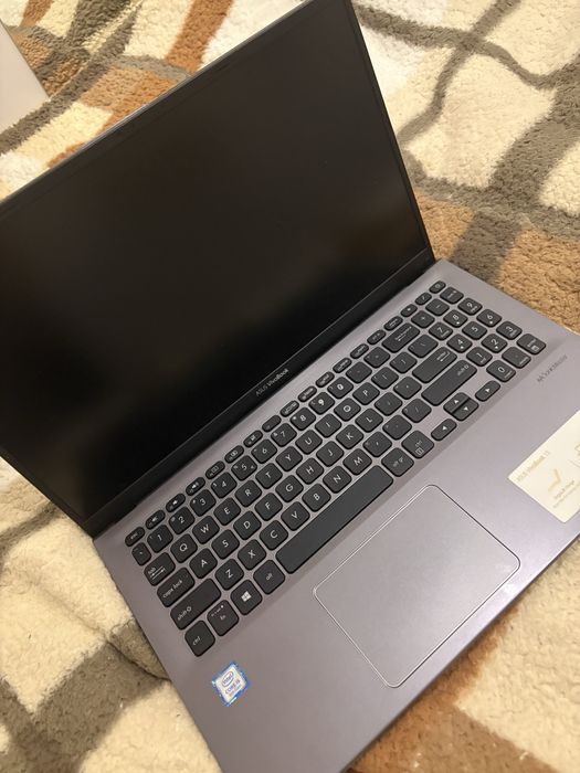 Laptop ASUS VivoBook X512FA