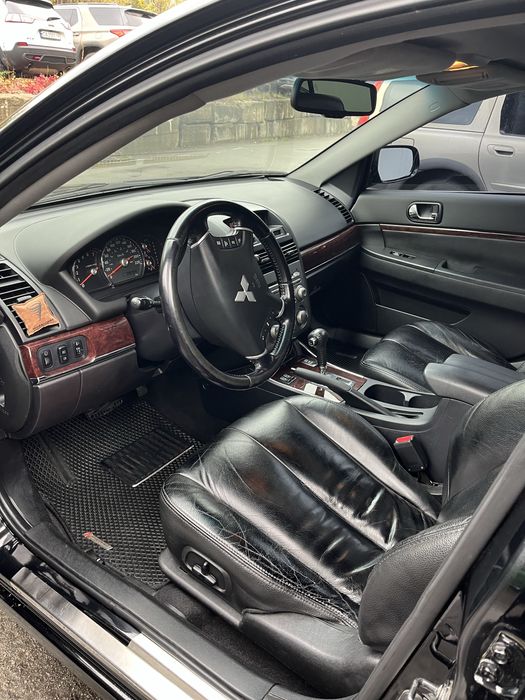 Mitsubishi galant 2009