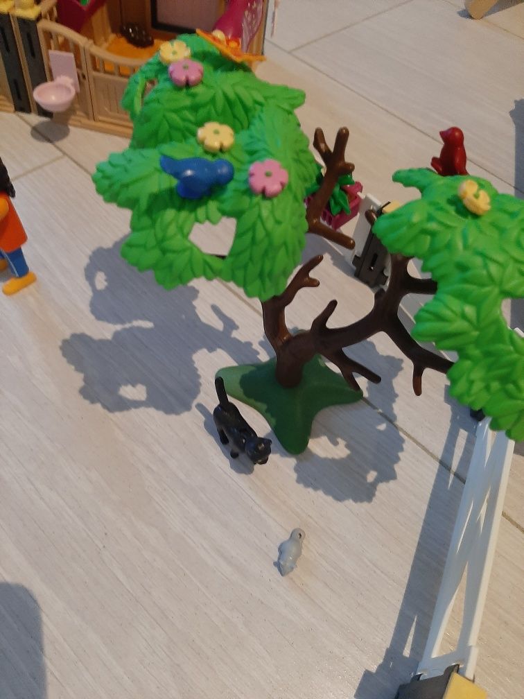 Stadnina koni playmobil 211 elementów