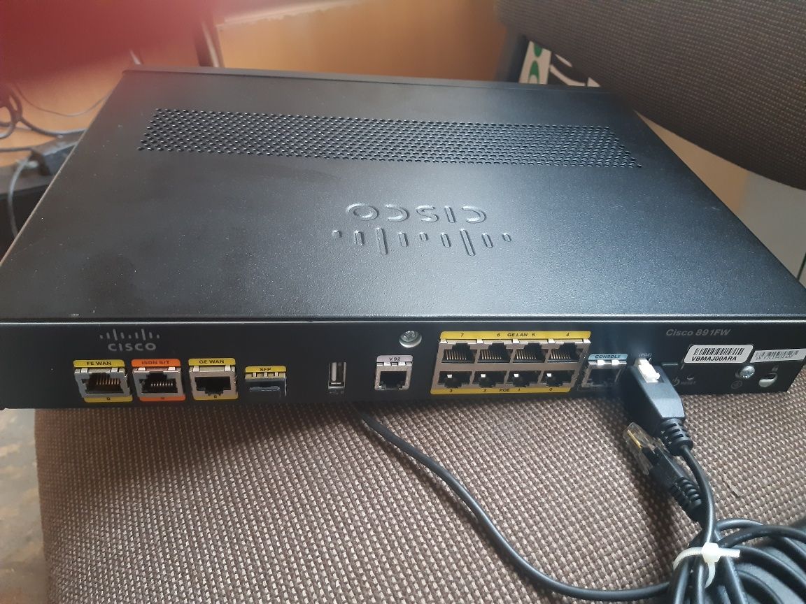 Продам роутер cisco с wifi Gigabit Ethernet Cisco C891F-K9(C891FW-E-K9