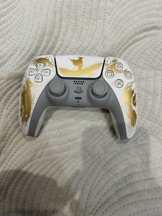 Геймпад Sony DualSense Ghost of Yotei Limited Edition
