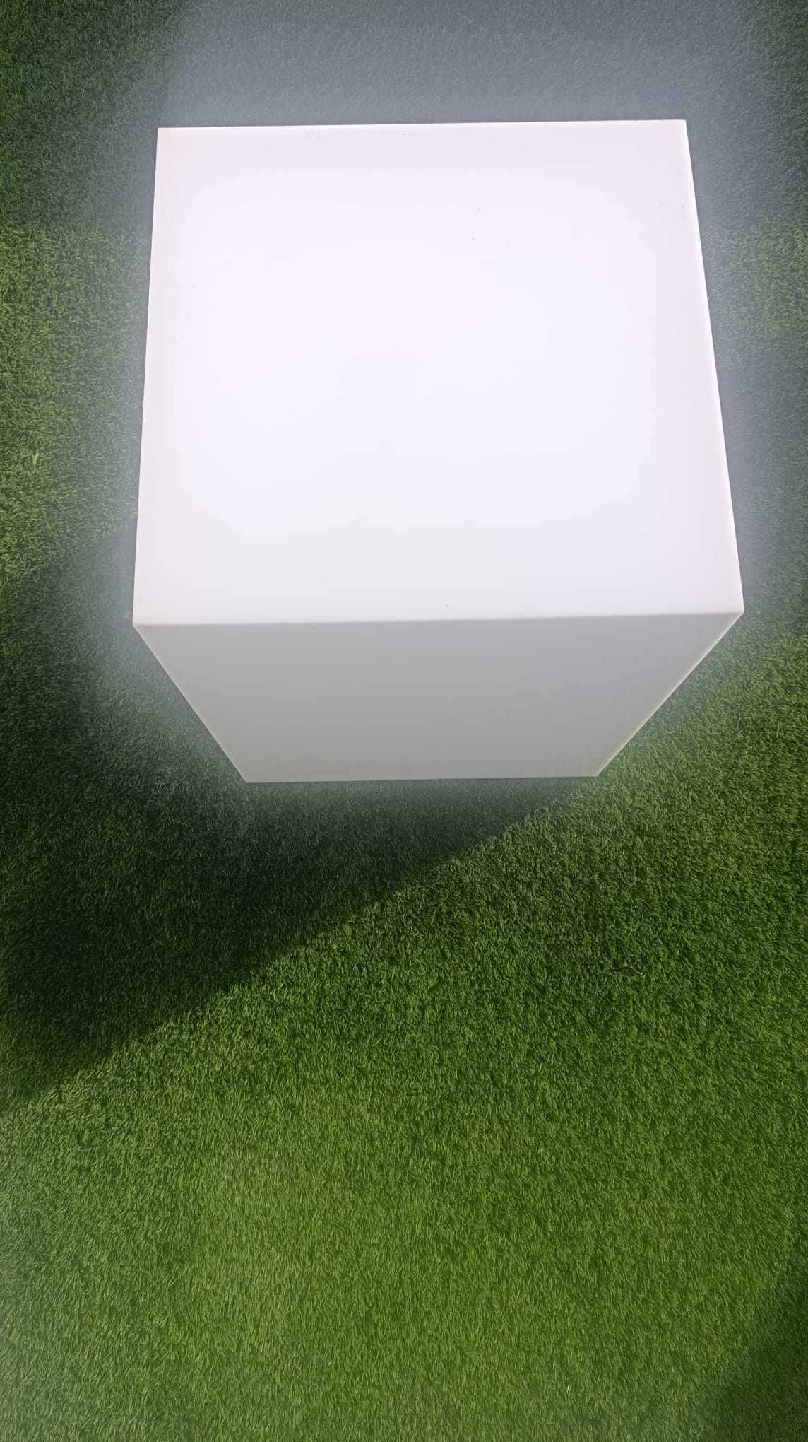 Paralelepípedo Decorativo com Luz
