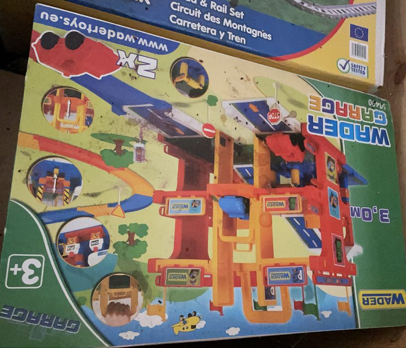 Wader garaż 3m nowy nieuzywany zabawka