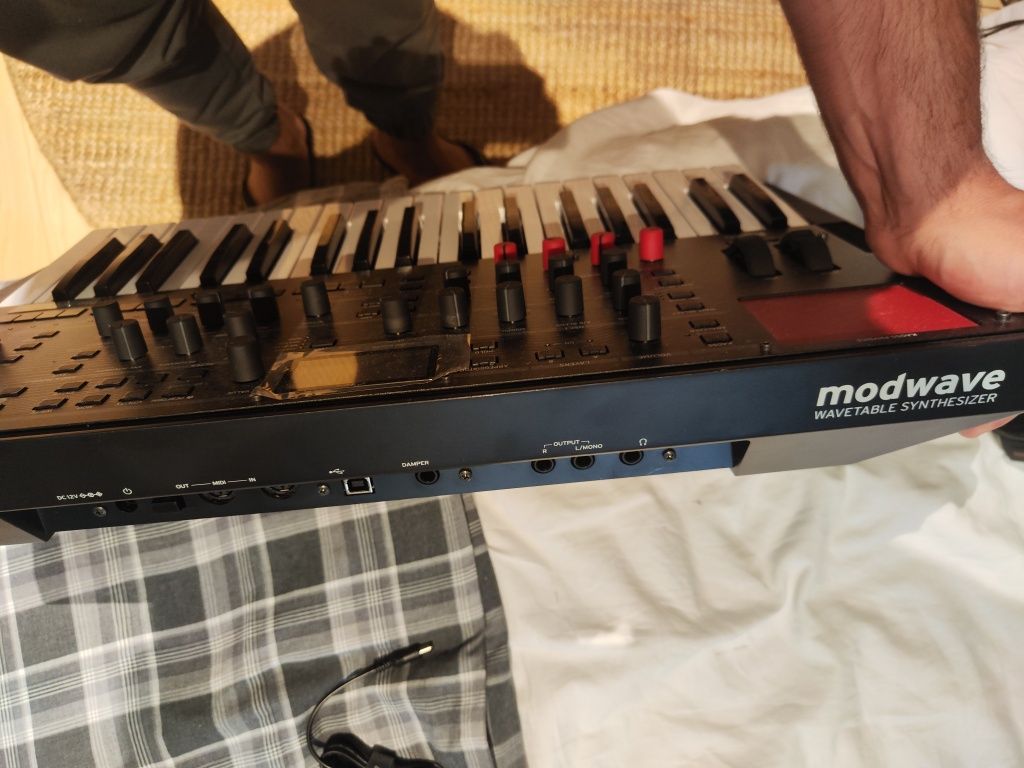 Korg modwave mk2