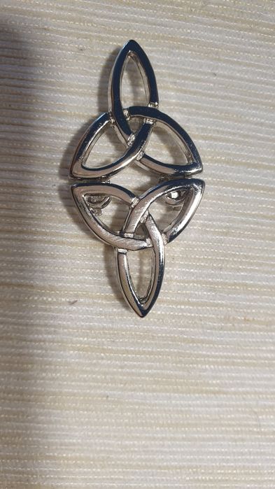 Metalowe zapięcie