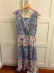 Vestido florido C&A