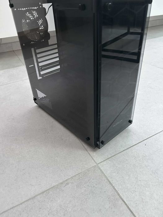 Obudowa do komputera PC Krux Leda RGB Midi Tower ATX