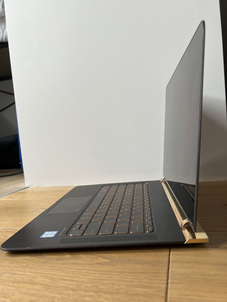 Ноутбук HP Spectre 13T 13.3” IPS intel i7 8gb SSD 256 gb