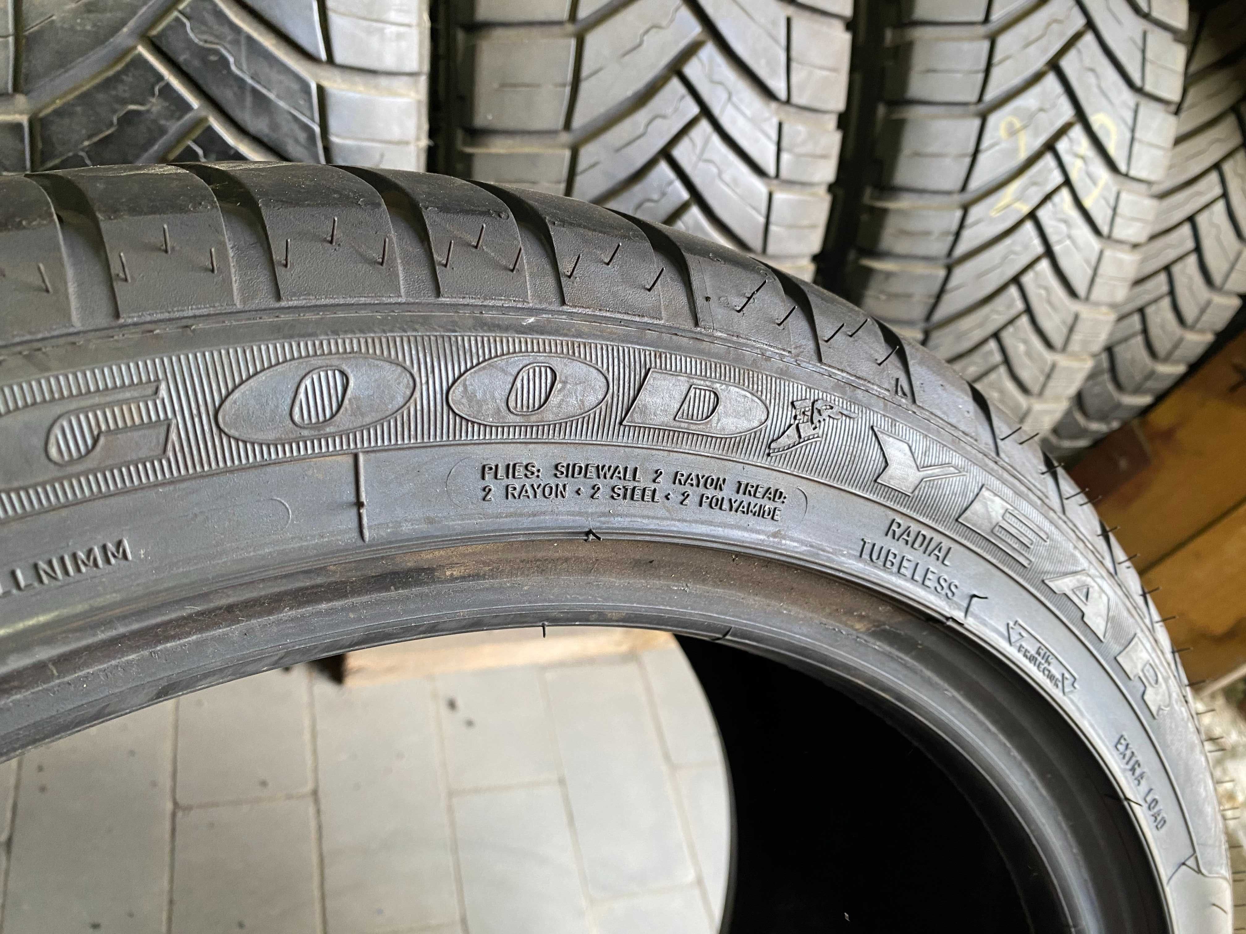 Шини Літо 255/40R19 Goodyear Eagle F1 7+мм 2021рік