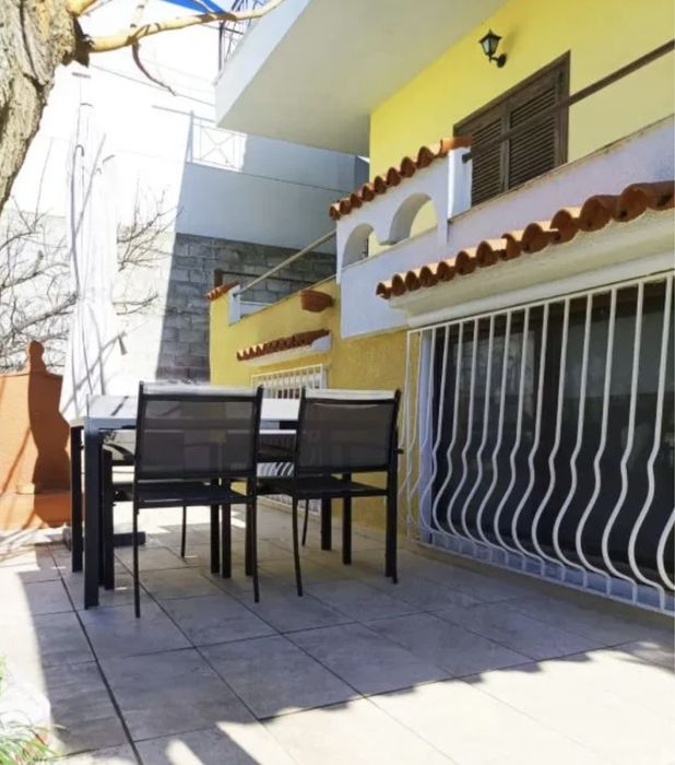 Продаж 2 кім.квартири в курортному місті Лутракі (Греція) 900м до моря