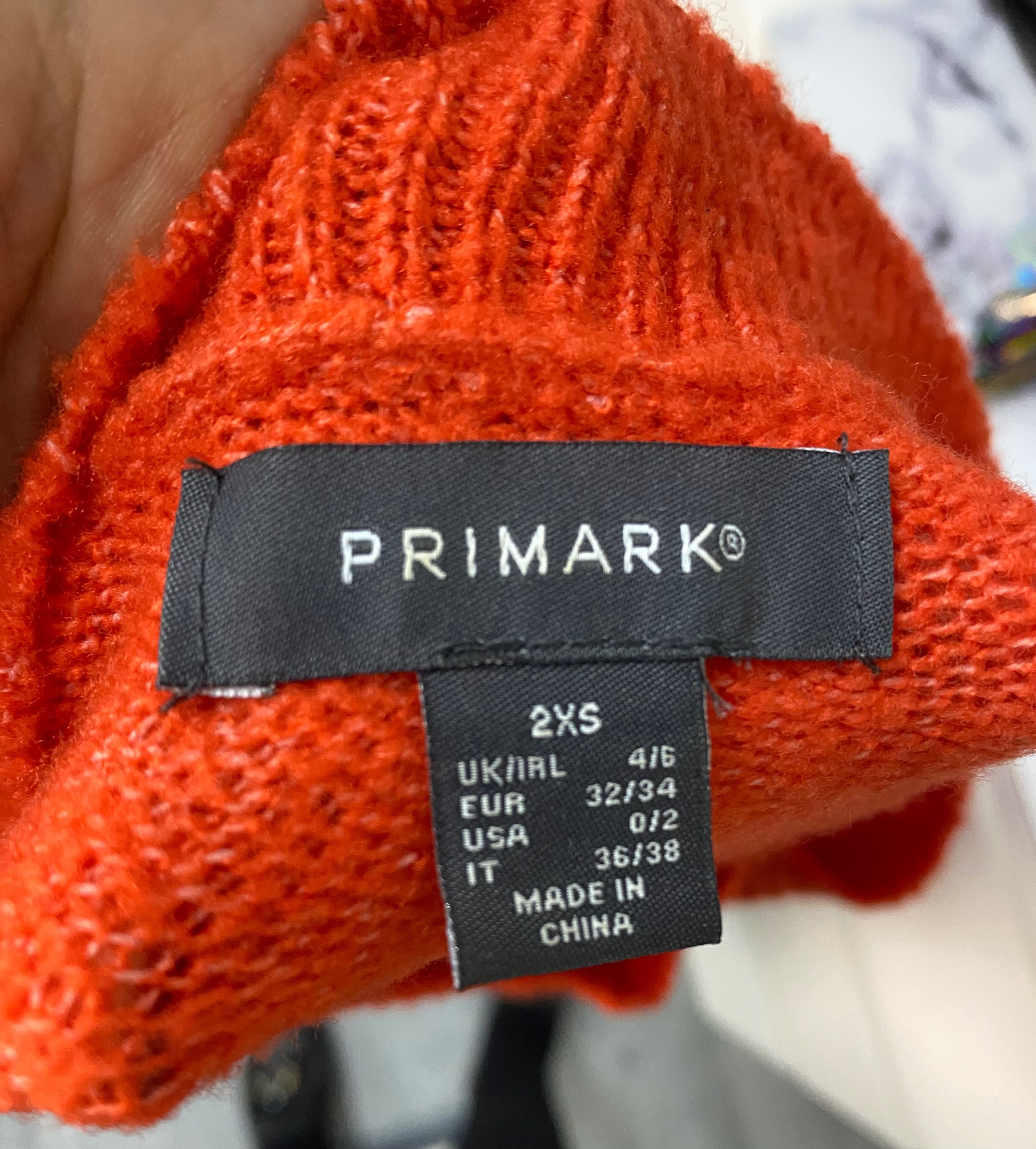 Czerwony jaskrawy sweterek xs-s Primark