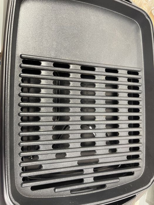 Grelhador eléctrico novo