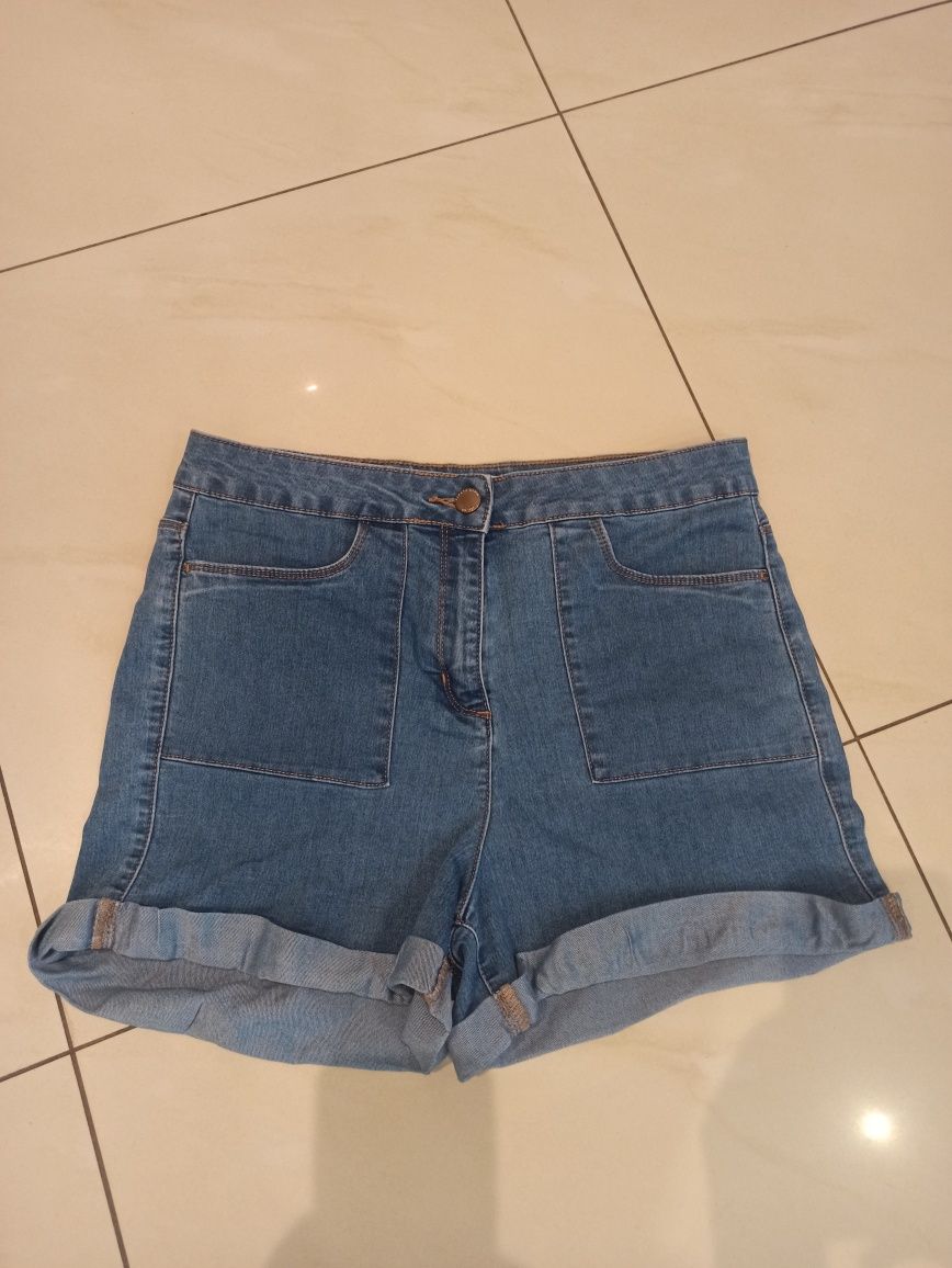 Krótkie spodenki jeansowe / szorty PAPAYA, rozmiar 38 (M)