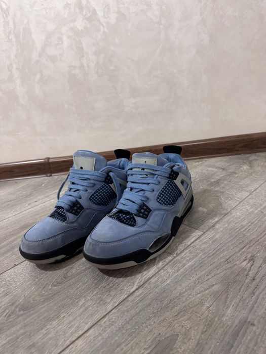 Jordan 4 Retro Блакитні
