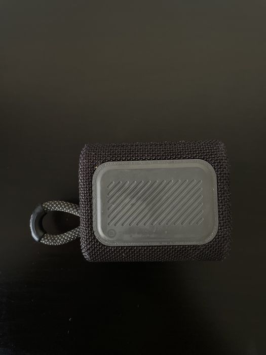 jbl go 3 preta usada