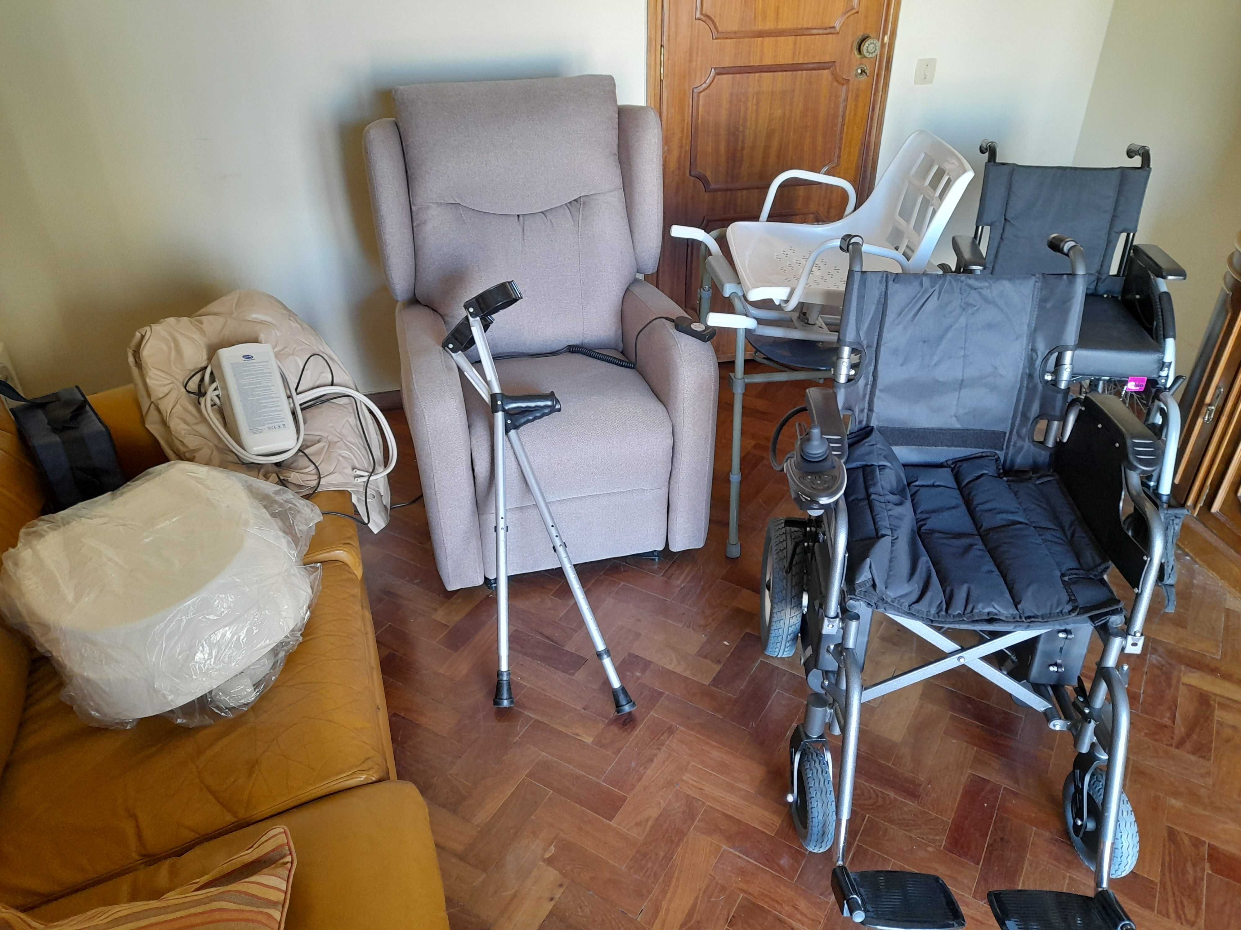 Oportunidade - Diverso Equi. Apoio Sénior - Grande Desconto