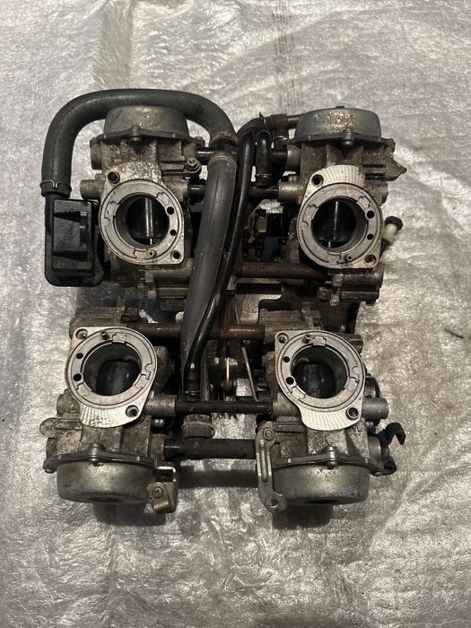 Gaźniki Honda VFR 750 RC36 Kpl M604 Gaznik VFR750