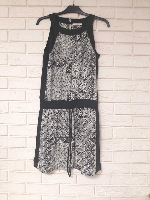 Sukienka na lato uniwersalna