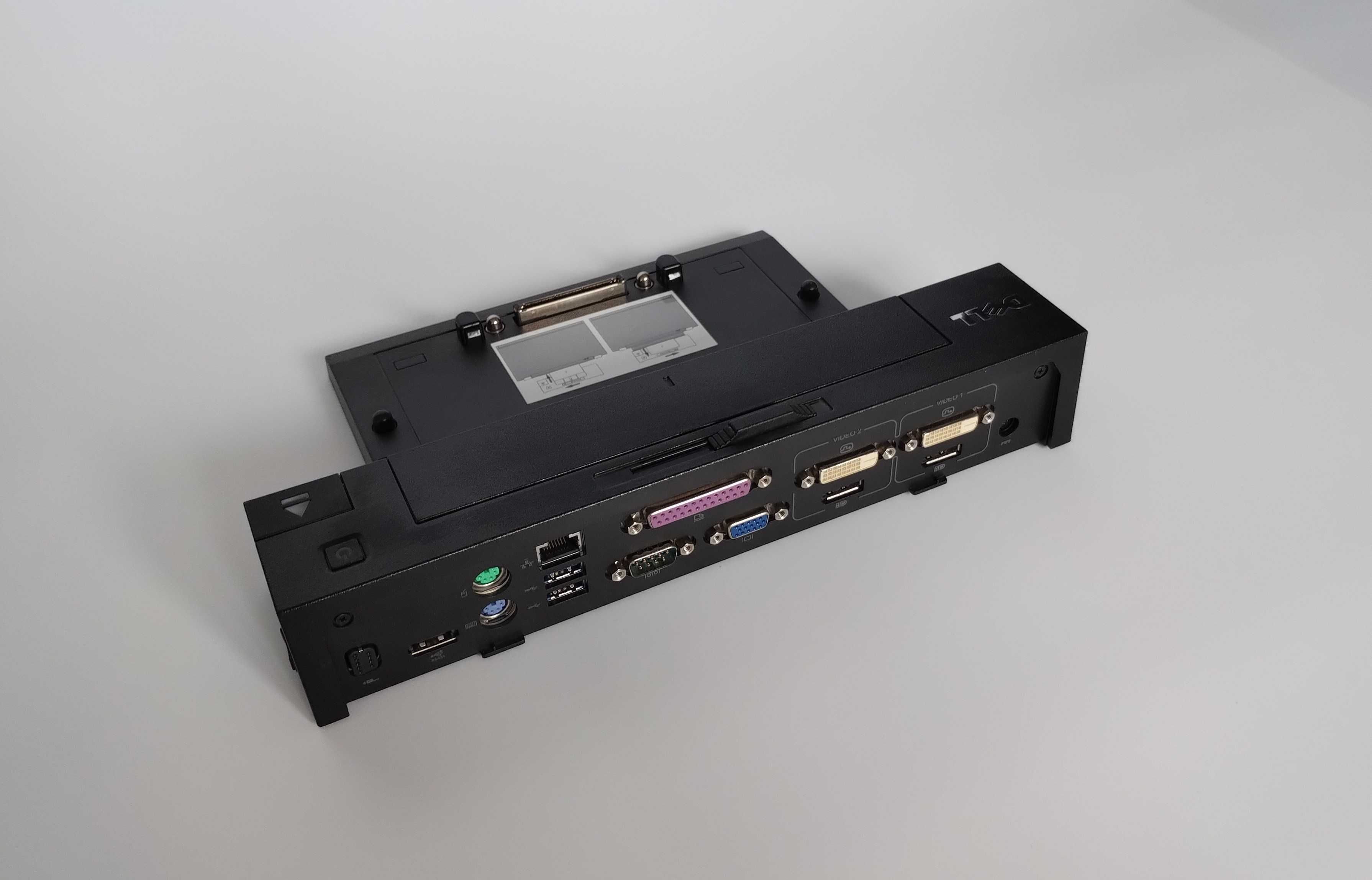 Stacja dokująca Dell K09A do  Dell Precision 3510 COM LPT LAN PS/2 DVI