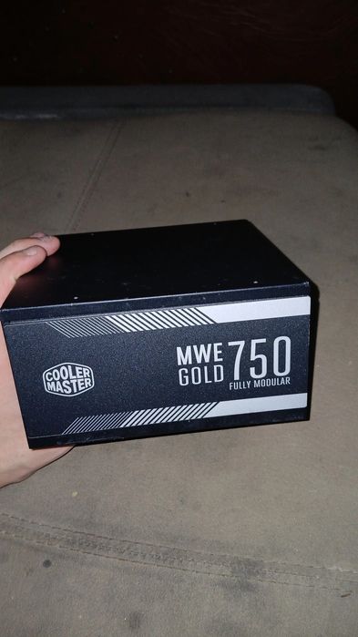 Fonte de alimentação mwe gold 750