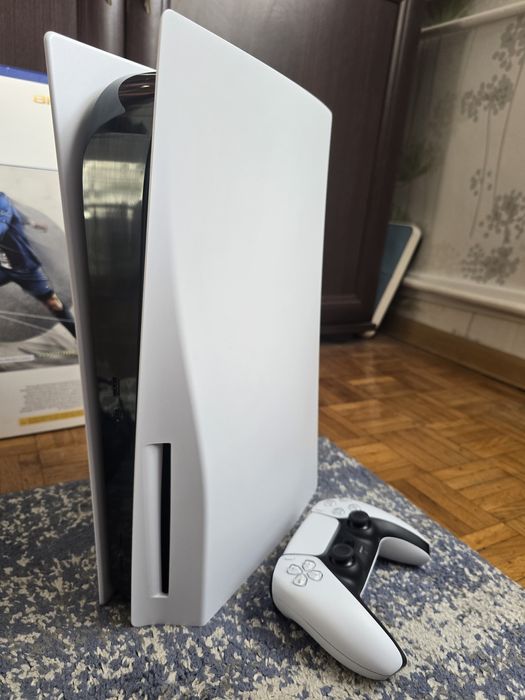 Ps5 825GB FAT z napędem