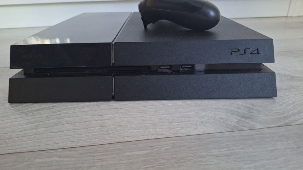 PlayStation 4 FAT CUH1116A