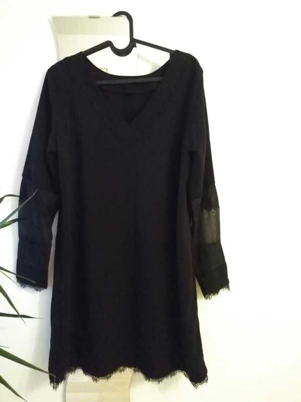 Czarna sukienka Reserved z koronką koronkowa elegancka