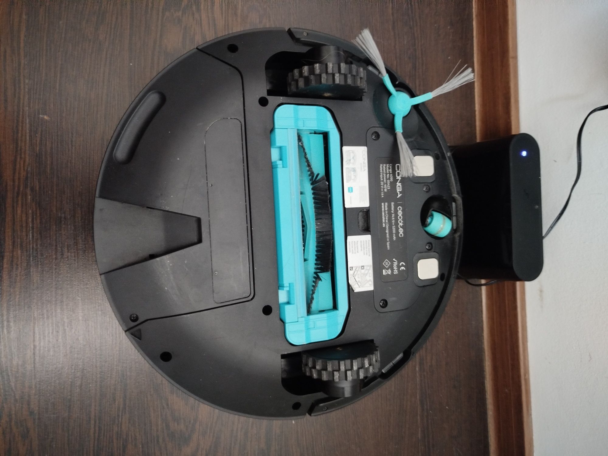 Robot odkurzacz Conga 4090