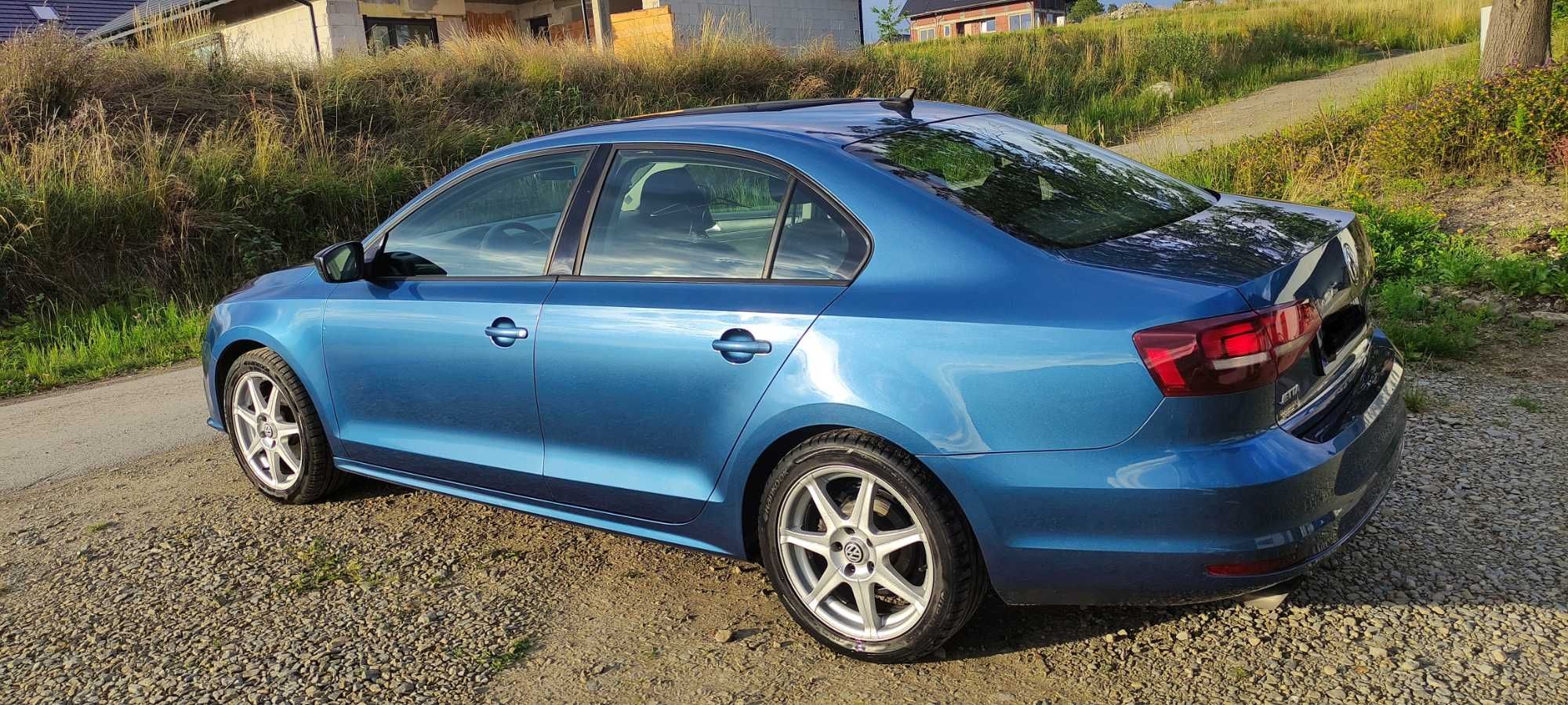 Perłowo Niebieski Volkswagen Jetta 1.4 TSI 2016, Automat, Benzyna,