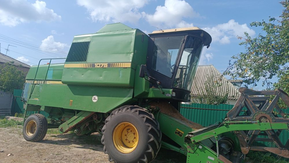 Продам комбайн john deere