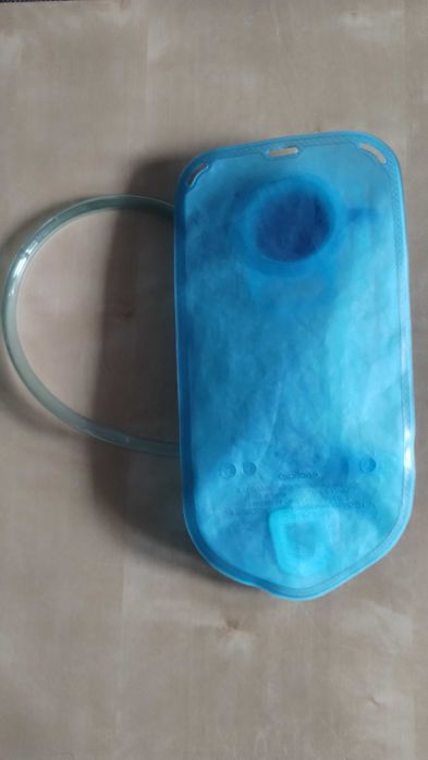 Bukłak na wodę do plecaka na rower/do biegania