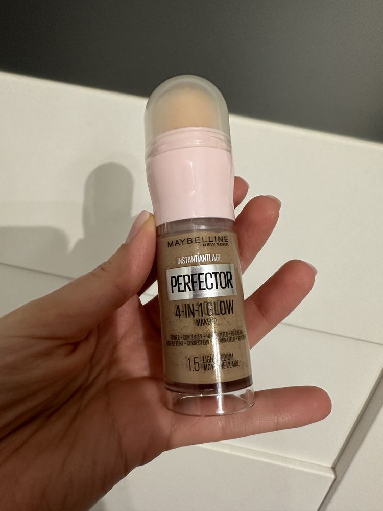 Maybelline Instant Perfector Glow 4in1 1.5 Light Medium