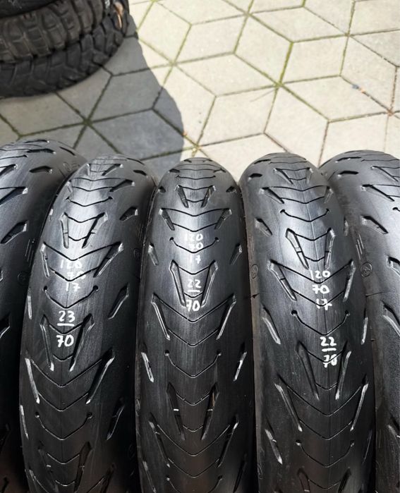 120/70/17 Michelin передки склад мото резини