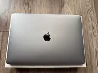 MacBook Air M1 16 GB