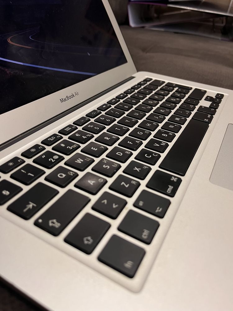 Apple Macbook air 13 2015 8/256 intel core i5 макбук