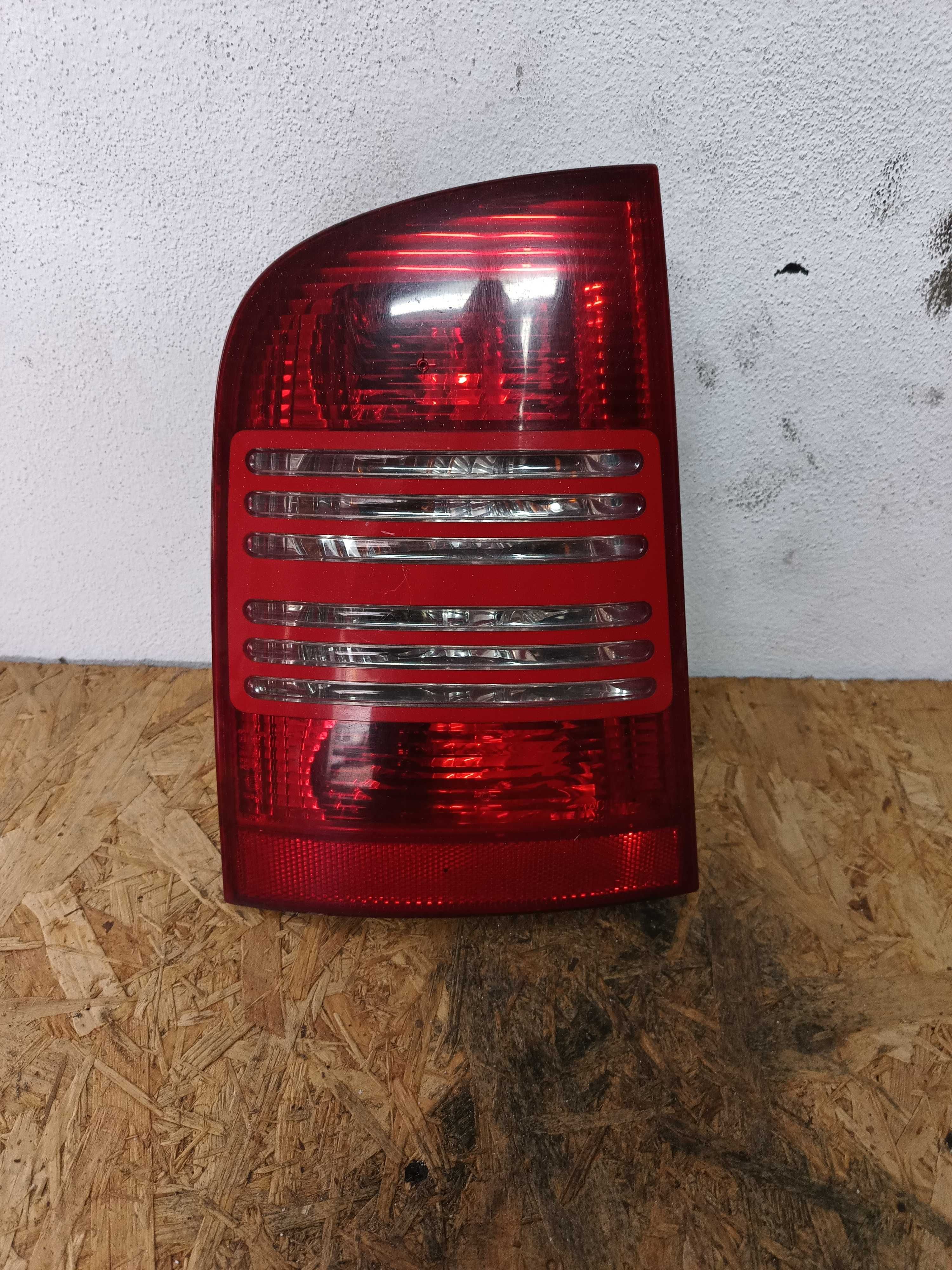 lampa tył tylna lewa skoda octavia kombi i 1 lift