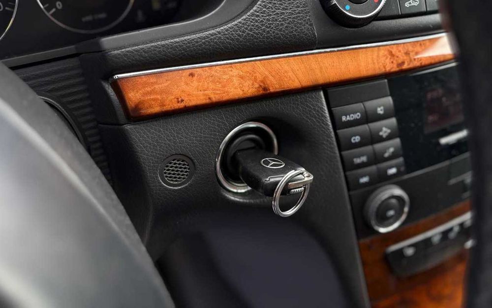 Mercedes-Benz E 270 CDI 2002