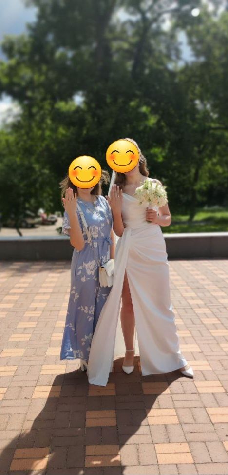Продам весільну сукню