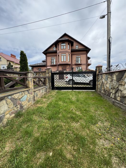 Продаж будинку в р-ні Роші ( 5 хв.до центру)